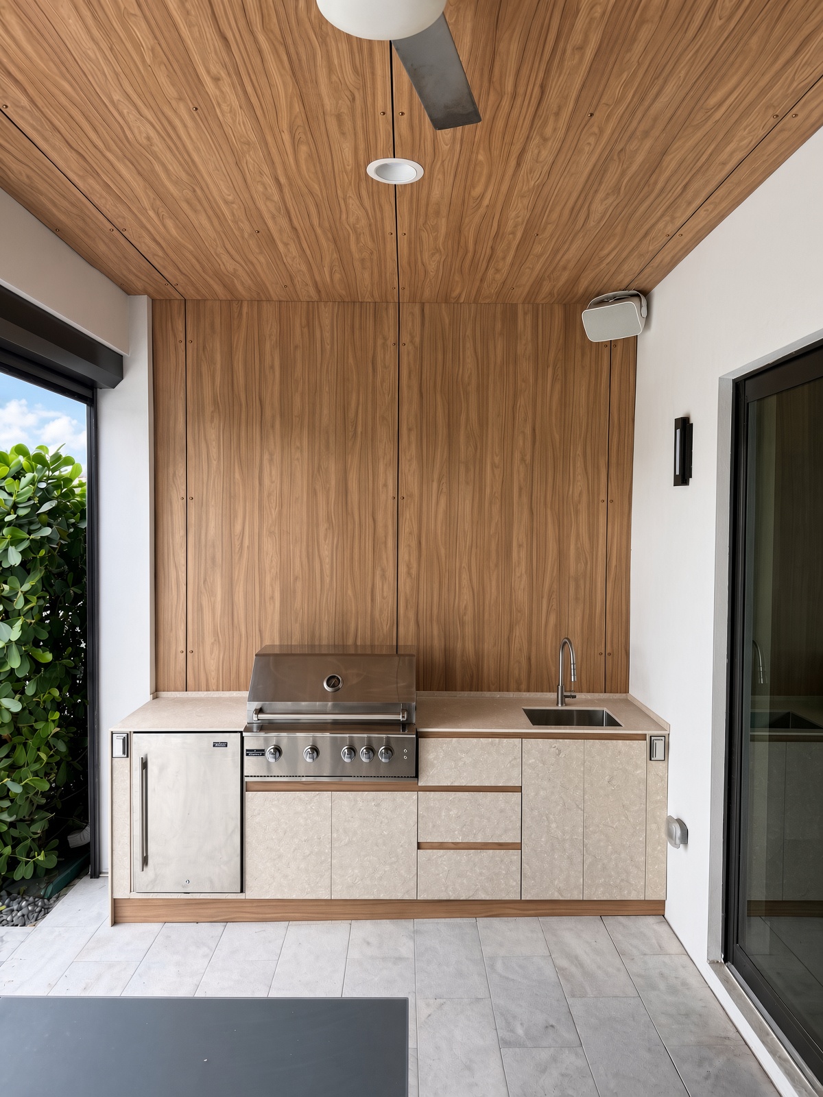 Outdoor kitchen – front view with grill and sink