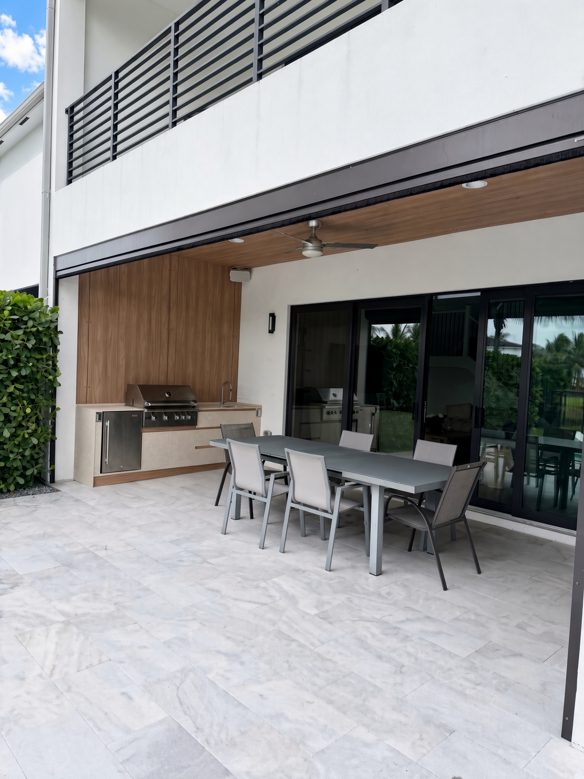 Outdoor kitchen – wide patio view